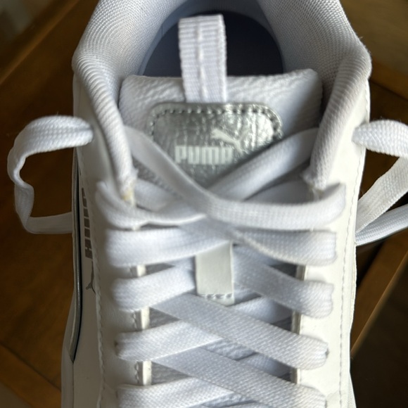Puma White Platform Sneakers, Size 7, Barely Worn, Practically New - Picture 8 of 8